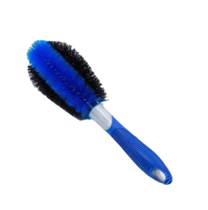 car rim clean brush